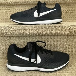 Nike Air Zoom Pegasus 34 Size 8 (Women's Size 9.5) in Black/White-Dark Grey